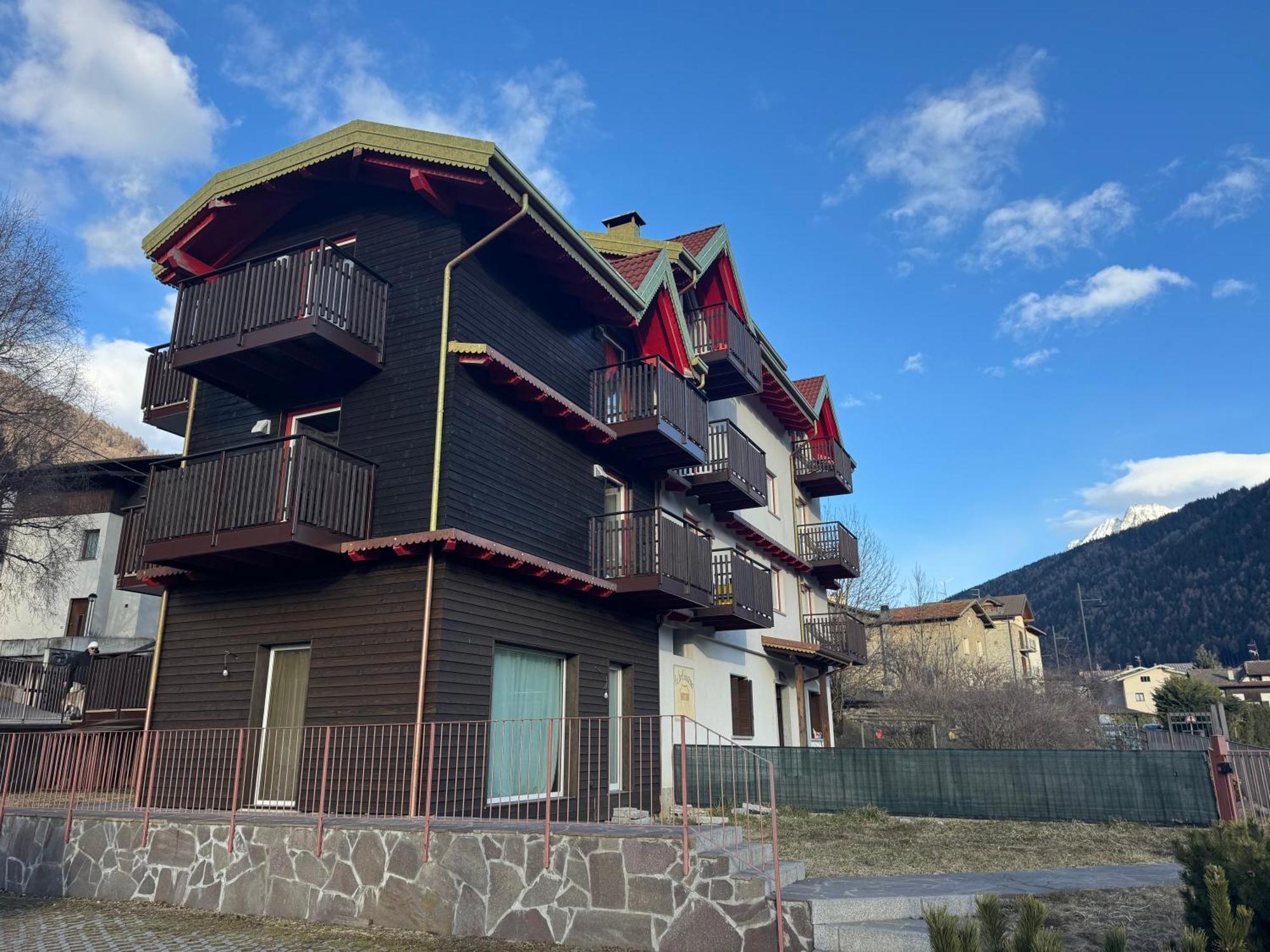 Alpin Sun Apartment Temu Exterior photo